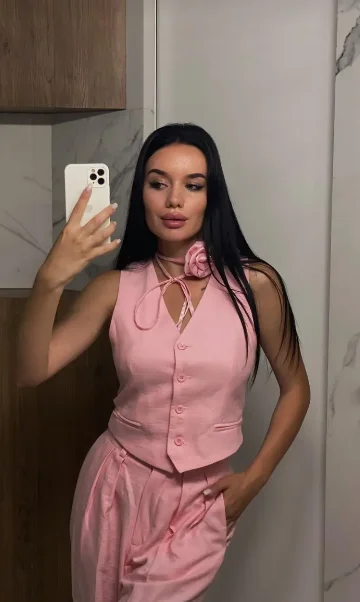 Elena independent Escort Batumi