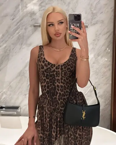 Linda Blonde Escort Batumi 24/7 Available 5 photo in gallery