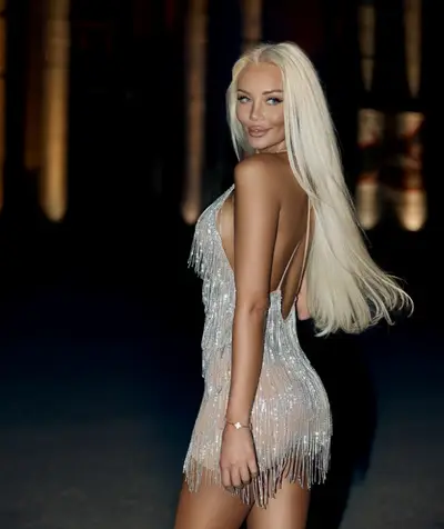 Linda Blonde Escort Batumi 24/7 Available 6 photo in gallery